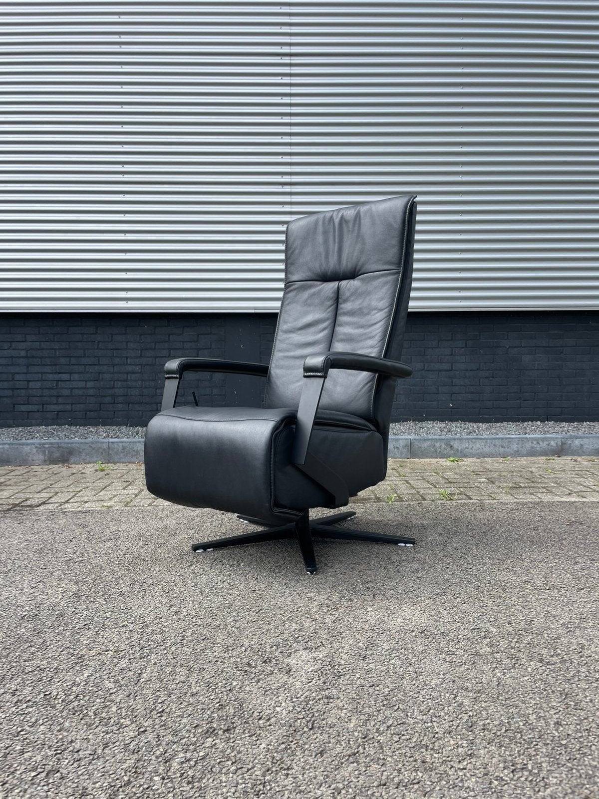 Nette zwarte montel relax fauteuil / relax stoel leer L, Minder dan 75 cm, Ophalen of Verzenden, 50 tot 75 cm, A