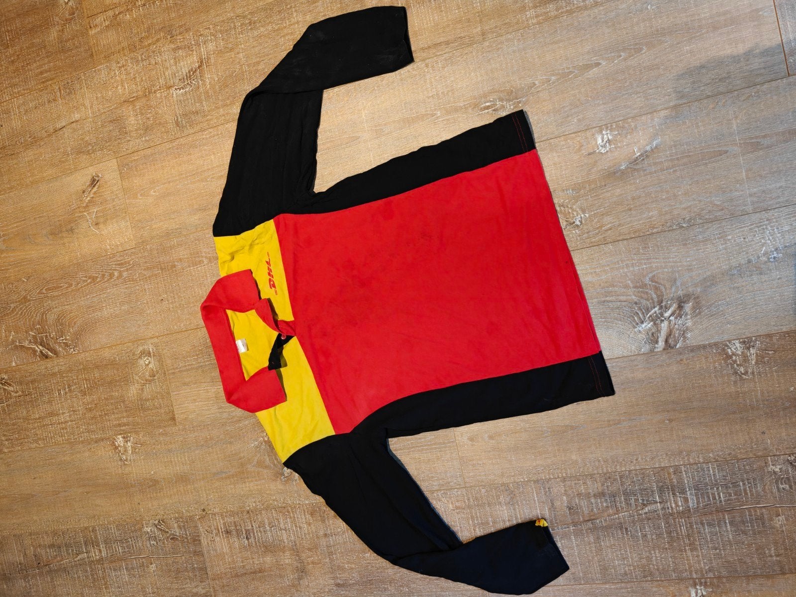 DHL shirt maat M, Maat 48/50 (M), Geel, Ophalen of Verzenden, Gedragen