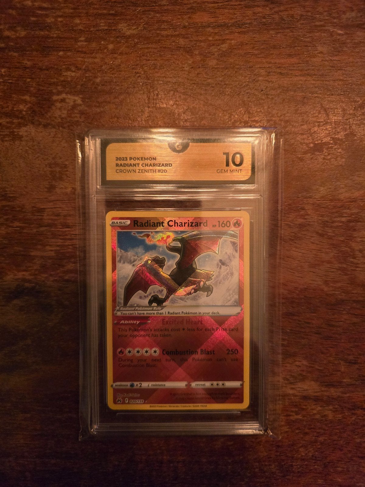 Pokemon Radiant Charizard #20, Ophalen of Verzenden, Zo goed als nieuw