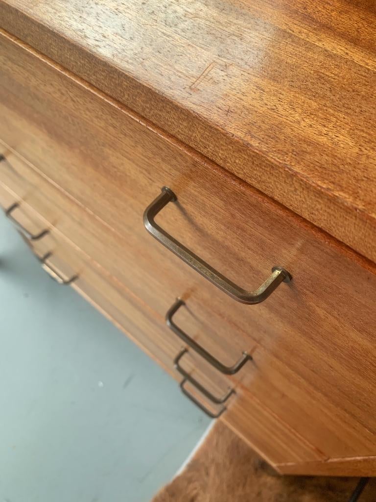 Vintage houten ladekast met 4 lades en handgrepen - kast, Gebruikt, 50 tot 100 cm, 3 of 4 laden, Onbekend