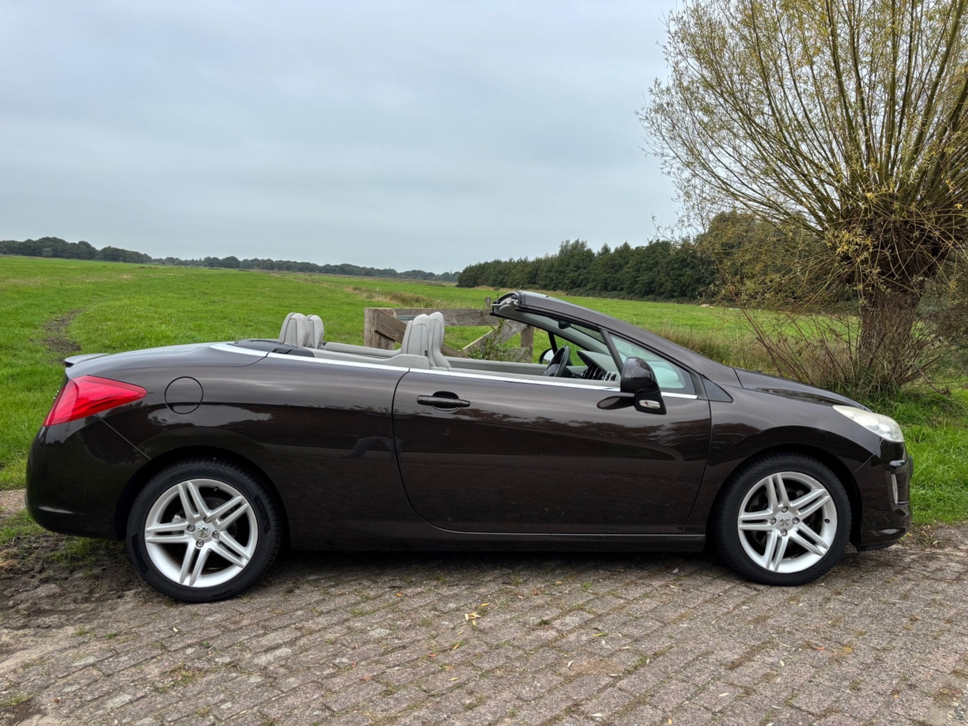 Foto 8 van Peugeot 308 1.6 THP Allure, Lage KM Stand