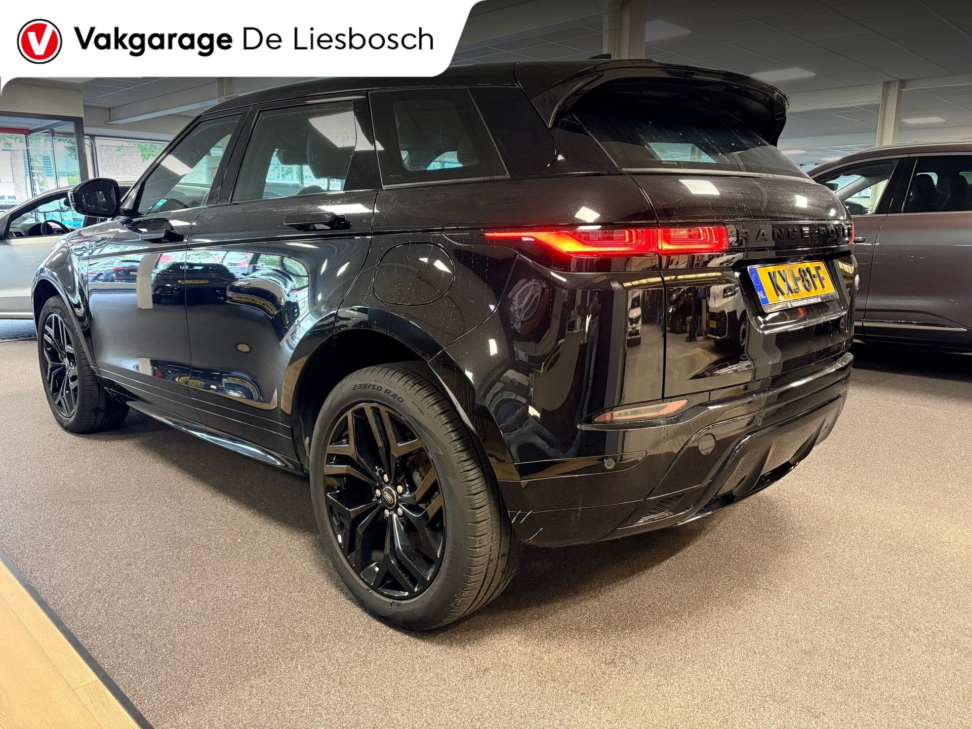 Land Rover RANGE ROVER EVOQUE 1.5 P300e AWD R-Dynamic SE Led, Auto's, Zwart, Vierwielaandrijving, Hybride Elektrisch/Benzine, SUV of Terreinwagen