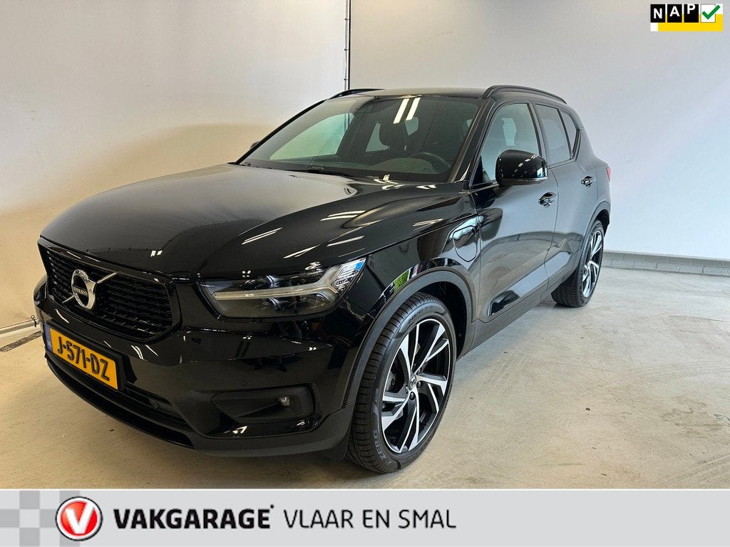 Volvo XC40 1.5 T5 Recharge R-Design, Auto's, Volvo, Leder en Stof, Zwart, Bedrijf, Hybride Elektrisch/Benzine