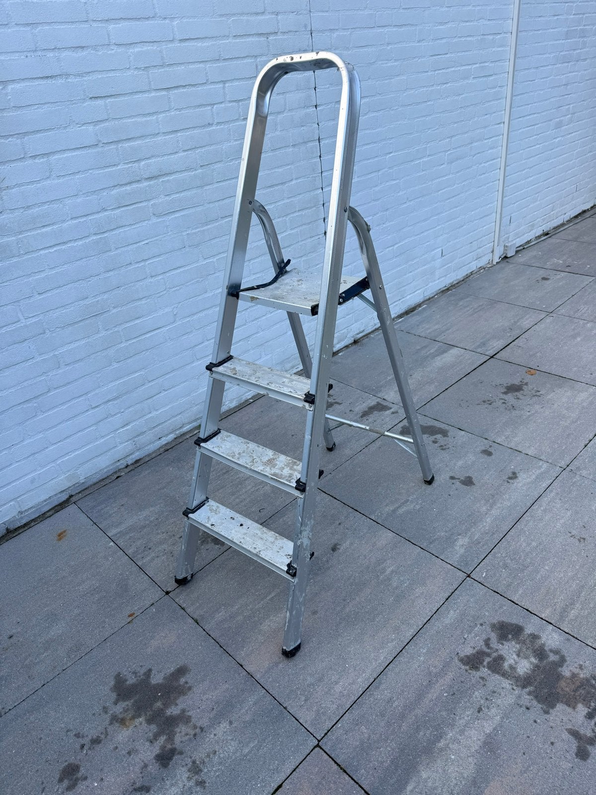 Aluminium ladder huishoudtrap met 3 treden, Ophalen, Gebruikt, Trap, Minder dan 2 meter
