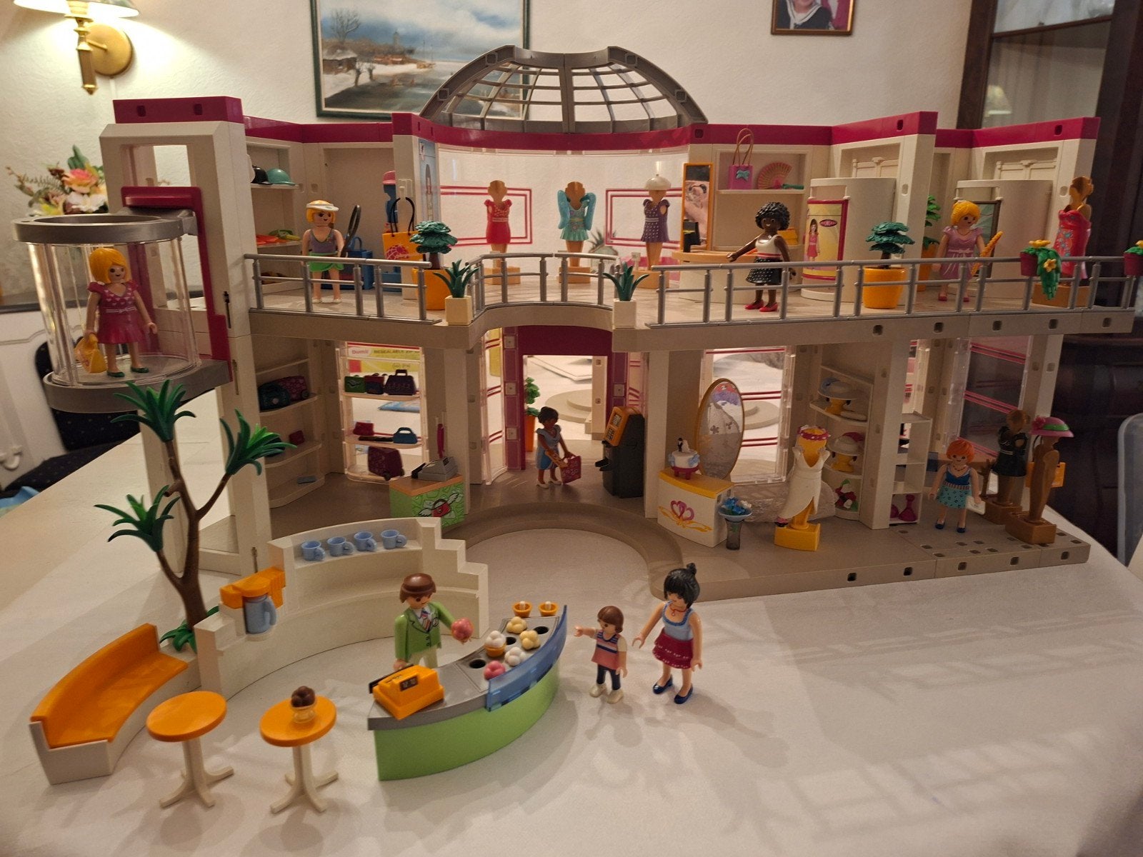 Playmobil 5485: compleet ingericht winkelcentrum, Kinderen en Baby's, Speelgoed | Playmobil, Ophalen, Gebruikt, Complete set, City life