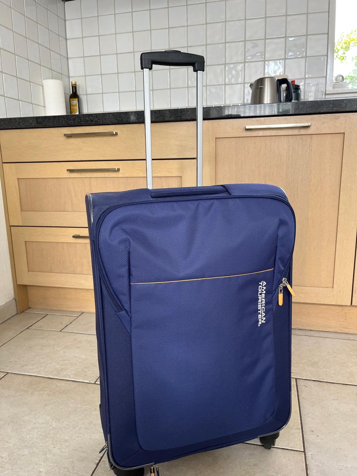 Koffer American Tourister 75x41x22, Ophalen, Uitschuifbare handgreep, Zo goed als nieuw, 70 cm of meer
