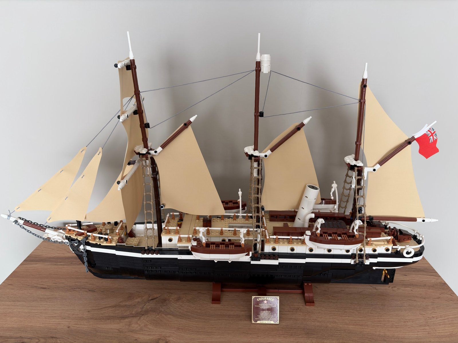 LEGO Icons 10335 Endurance Schip Model, Ophalen of Verzenden, Zo goed als nieuw, Overige merken