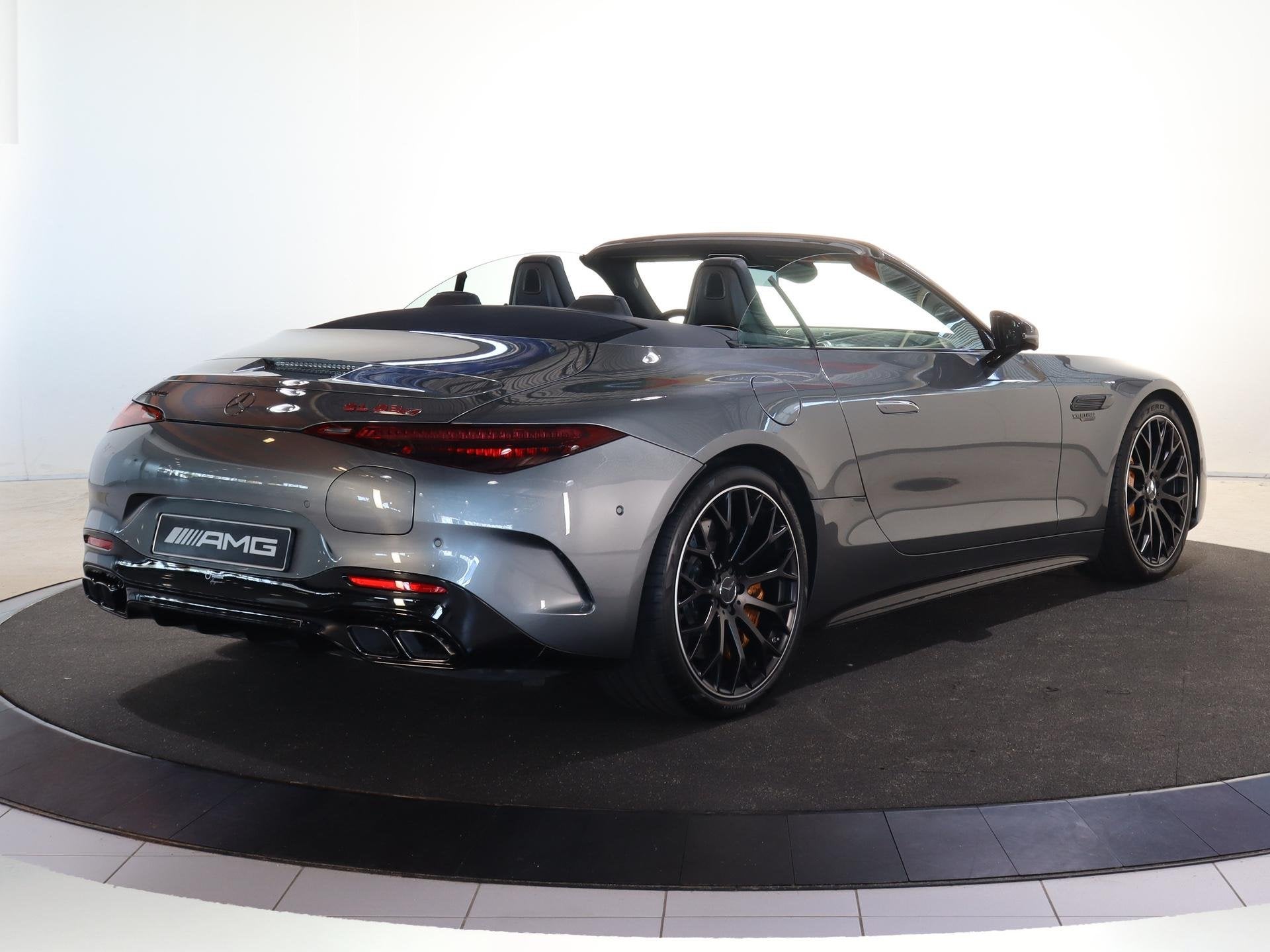 Mercedes-Benz SL-klasse Roadster AMG 63 S E Performance | Pr, Auto's, 2095 kg, Gebruikt, Cabriolet, 4 stoelen
