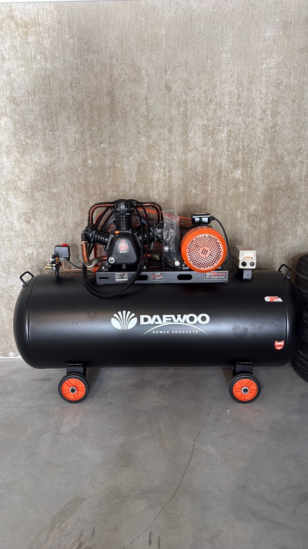 DAEWOO COMPRESSOR 500 liter 10 PK 14 BAR, Ophalen of Verzenden