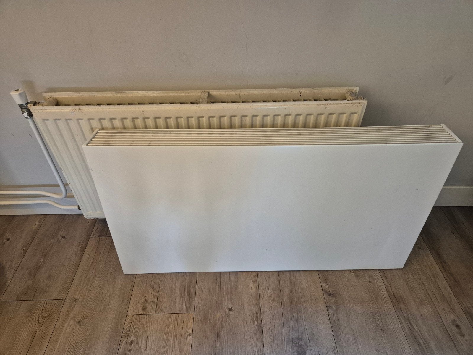 Sentimo radiator ombouw, Doe-het-zelf en Verbouw, Verwarming en Radiatoren, Ophalen, 30 tot 80 cm, Gebruikt, Radiator