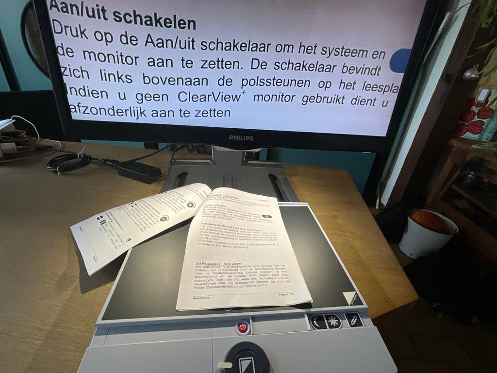ClearView+ Beeldschermloep / Elektronisch Vergrootglas, Hobby en Vrije tijd, Ophalen, Gebruikt, Vergrootglas of Loep