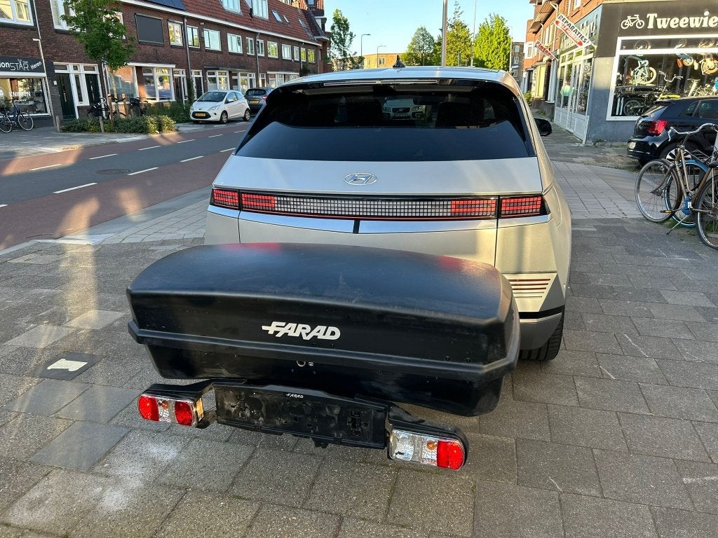 Trekhaakkoffer te huur - zuinig! géén extra verbruik (300L), Auto diversen, Ophalen, Zo goed als nieuw