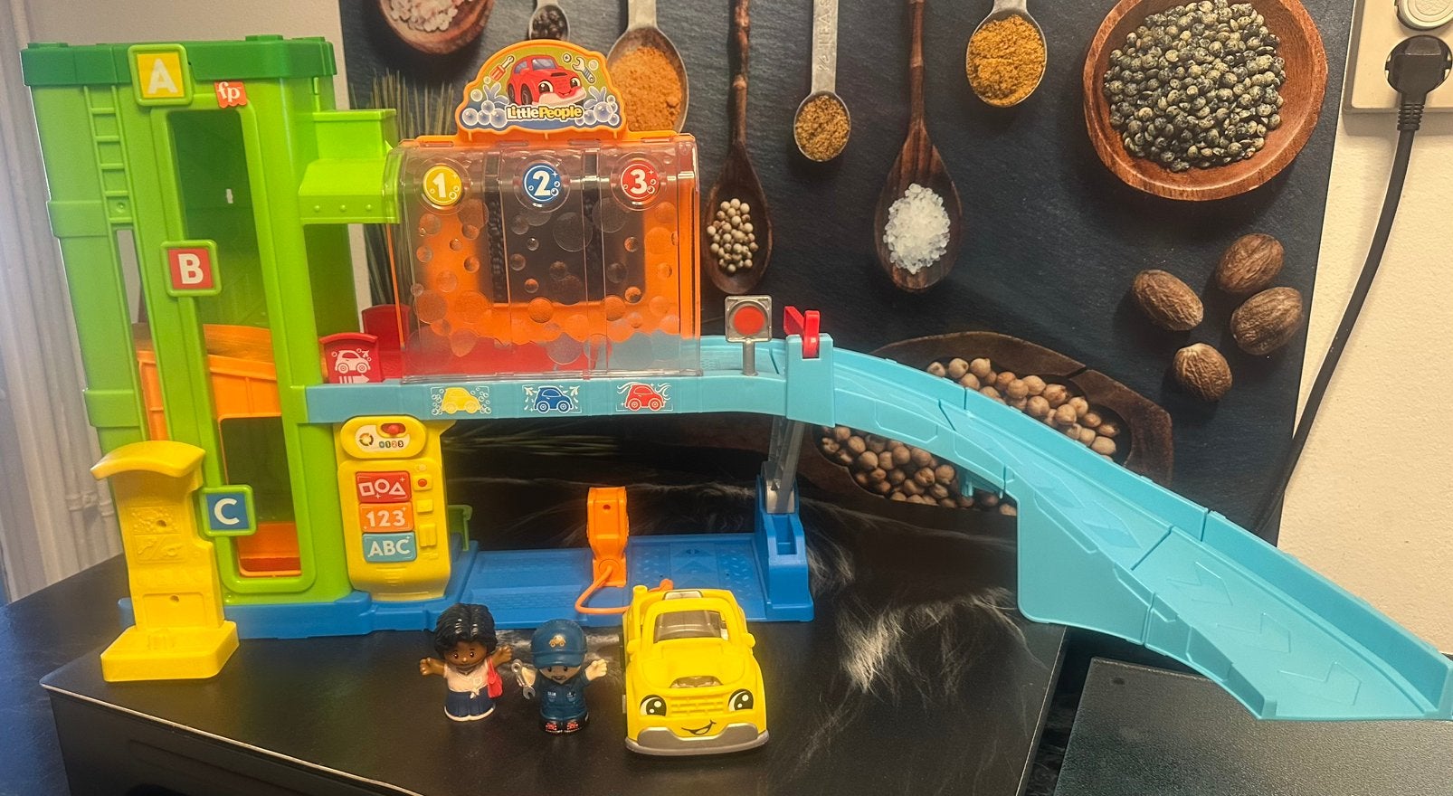Fisher-Price Little People Light-Up Speelgoedgarage, Kinderen en Baby's, Speelgoed | Fisher-Price, Verzenden, Zo goed als nieuw