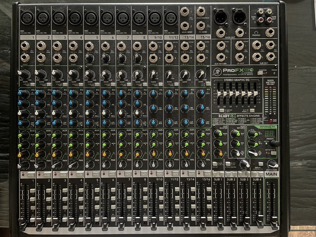 Mackie ProFX16 V2 miver, Muziek en Instrumenten, Mengpanelen, Zo goed als nieuw, 10 tot 20 kanalen, Microfooningang, Ophalen of Verzenden