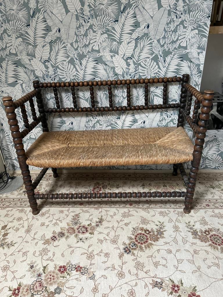 Antieke Bobbin/Knobbelbankje met rieten zitting, Ophalen