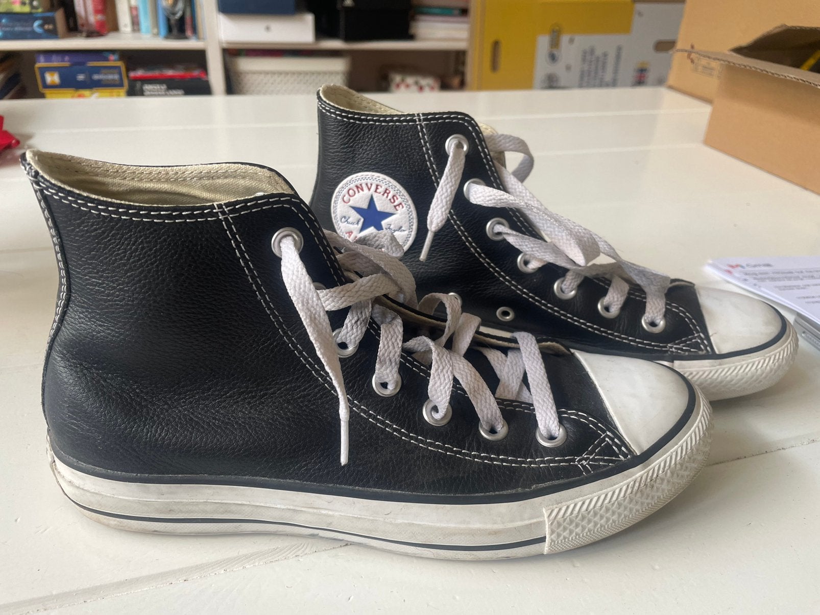 Zwarte leren Converse All Stars, maat 38, Ophalen, Zo goed als nieuw, Zwart, Sneakers of Gympen