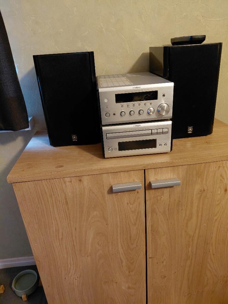 Yamaha reciever en cd, Ophalen of Verzenden, Zo goed als nieuw, 120 watt of meer, Yamaha