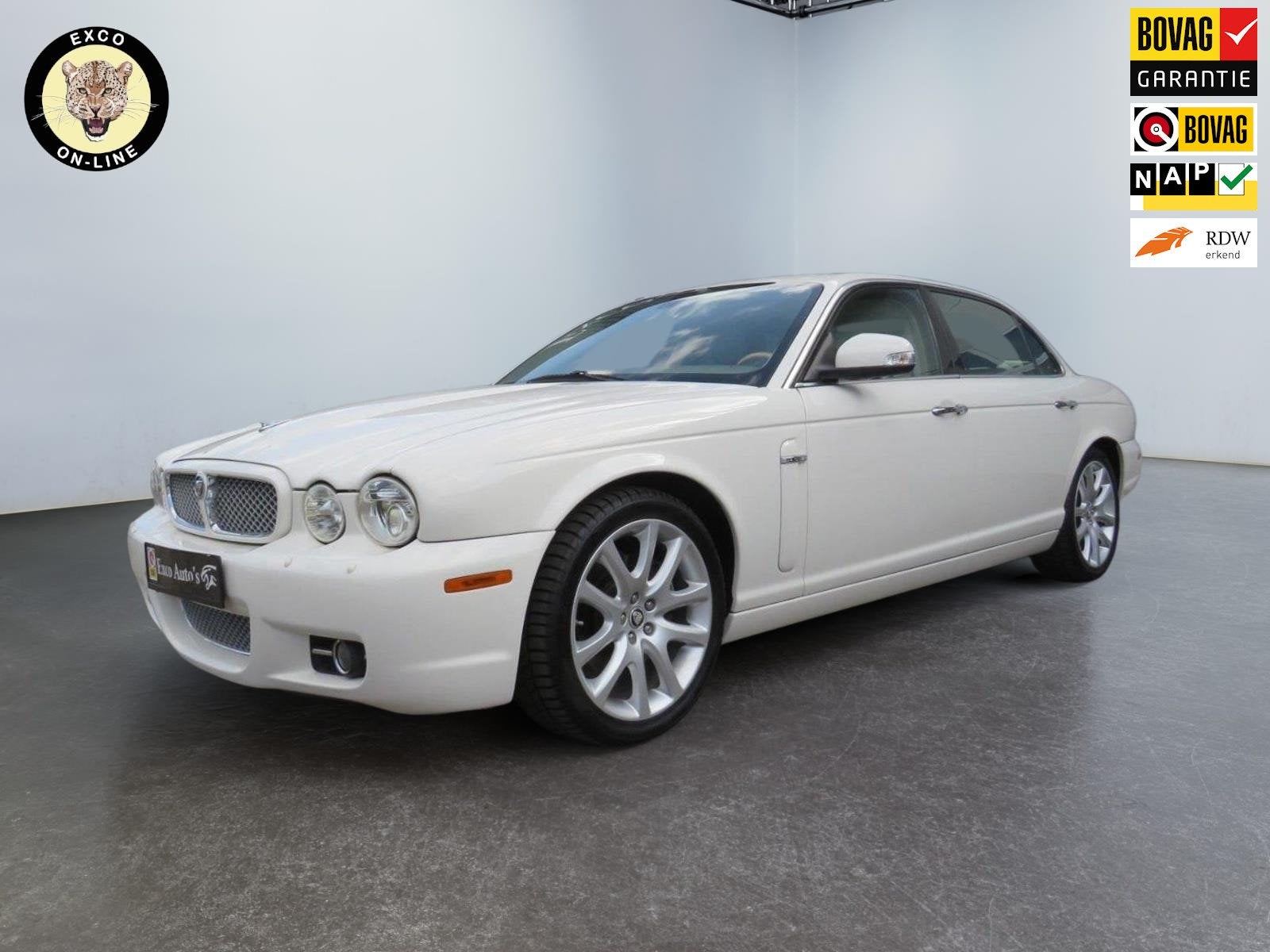 Jaguar XJ 4.2 V8 Sovereign LWB, Automaat, Achterwielaandrijving, Gebruikt, Wit