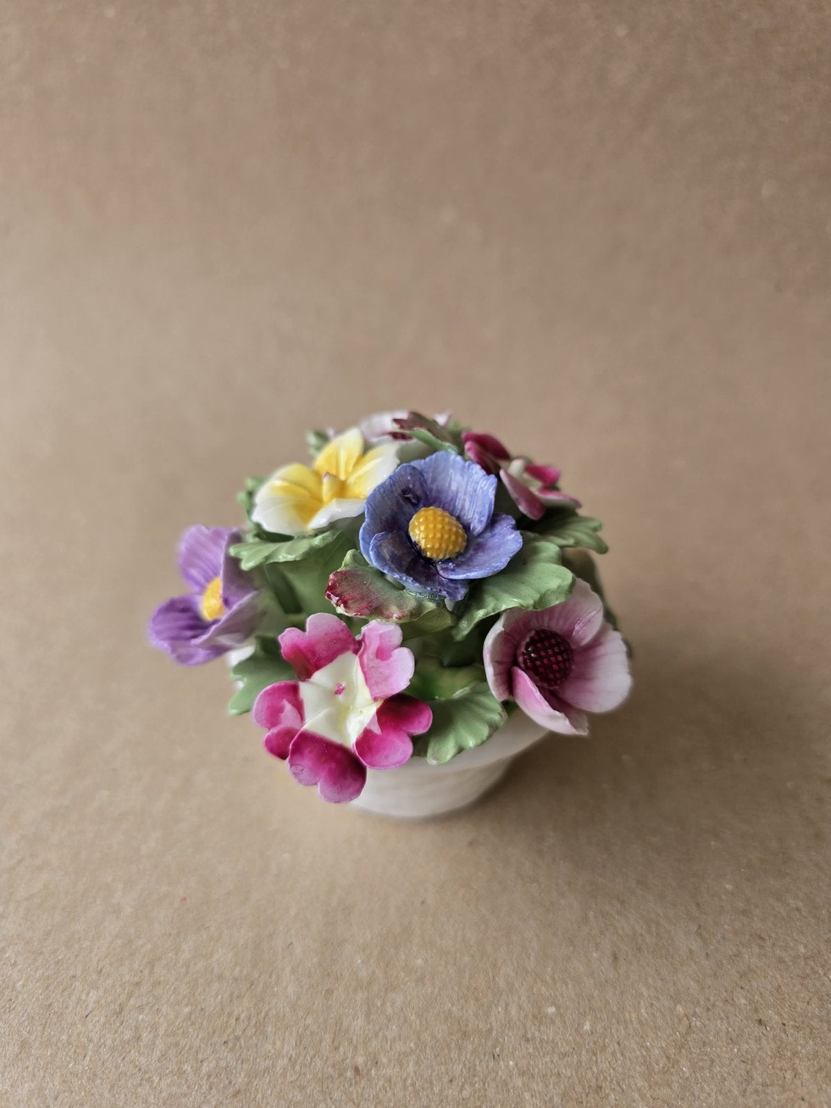 Aynsley Porseleinen Bloemenmandje - Handgemaakt, Antiek en Kunst, Ophalen