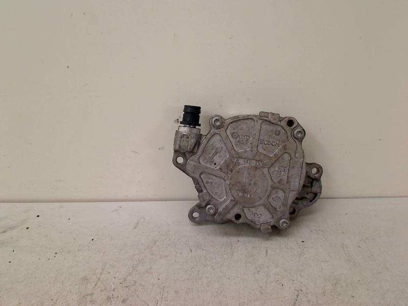 Vacuumpomp Volkswagen Golf VI (5K1) 2012 03L145100G, Gebruikt, Volkswagen, Volkswagen AG, Kundenbetreuung@volkswagen.de