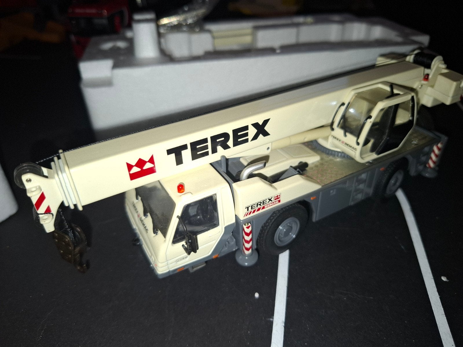 terex ac35, Ophalen of Verzenden, Nieuw, Bus of Vrachtwagen, Conrad