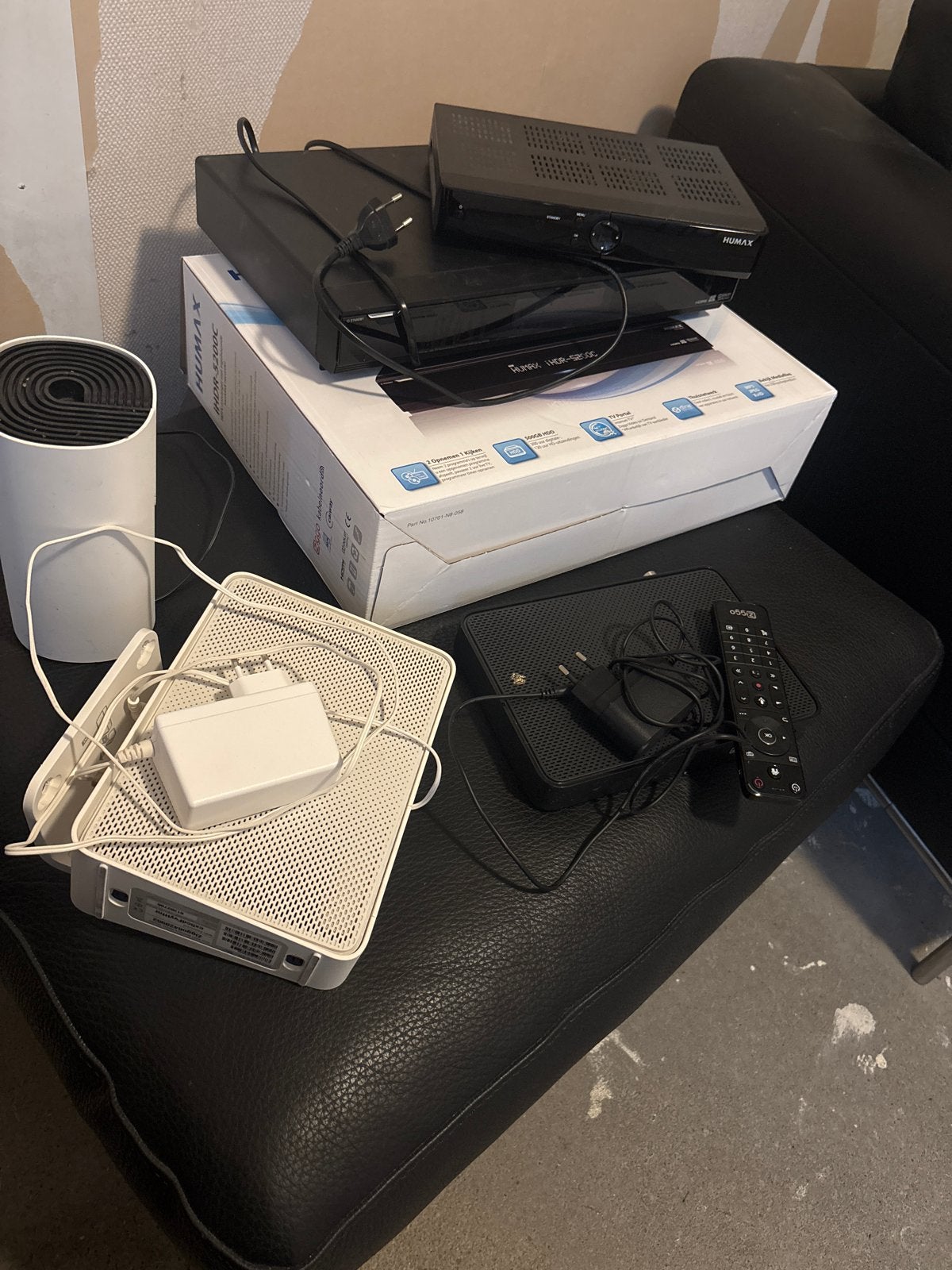 Ziggo Apparaten: Wifi Toren, Humax Decoders, Modems, Ophalen of Verzenden, Gebruikt, Decoder