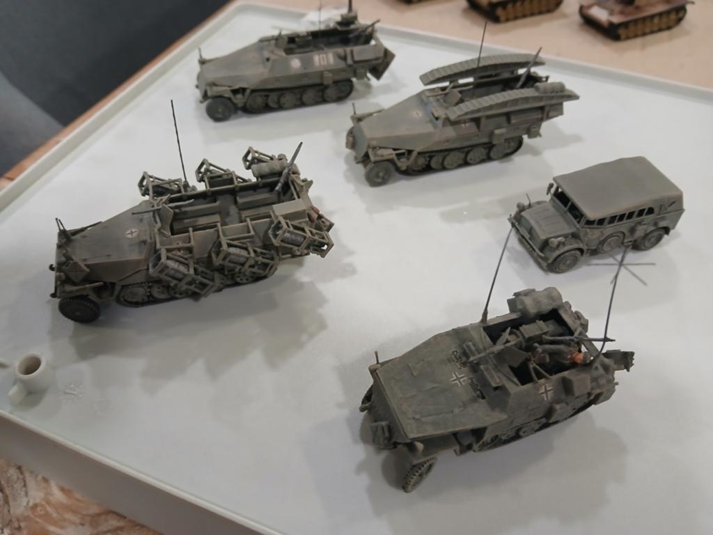 Duitse halftracks 2e wereldoorlog 1/72, Hobby en Vrije tijd, Modelbouw | Figuren en Diorama's, Ophalen of Verzenden, Zo goed als nieuw