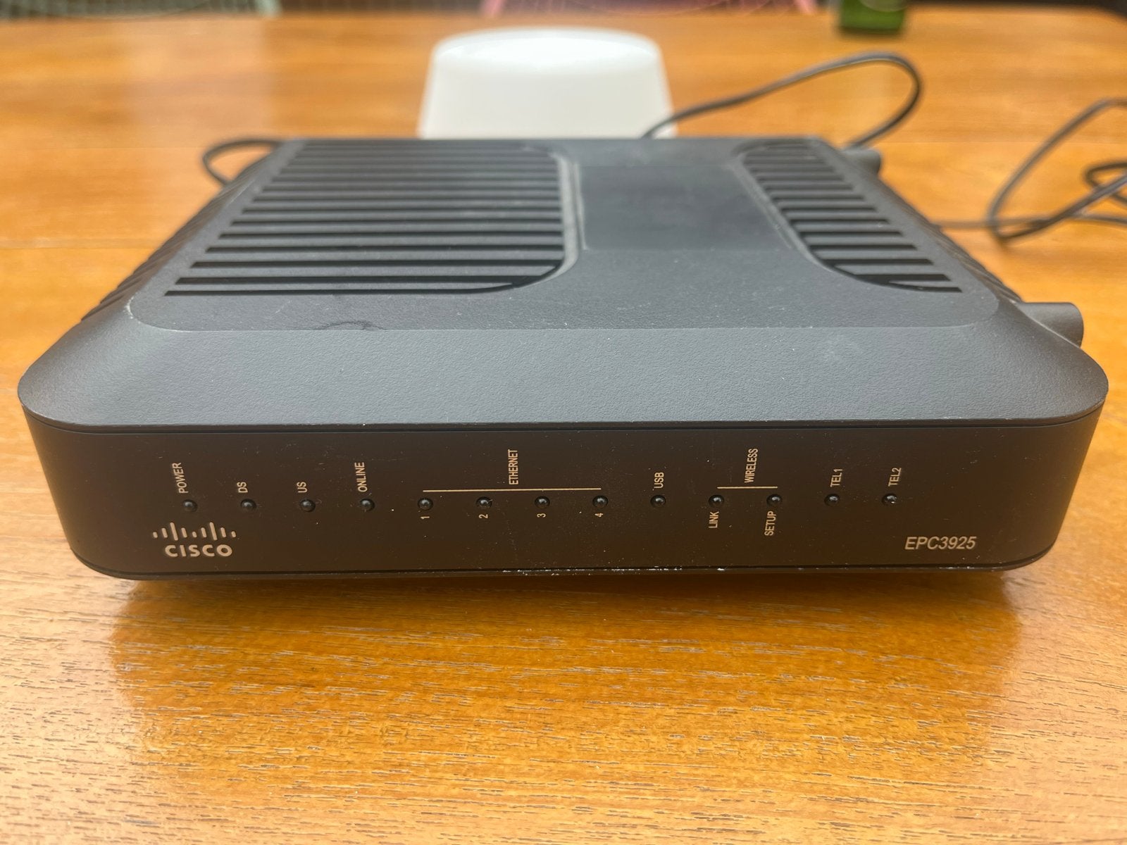 Cisco EPC3925 EuroDOCSIS 3.0 Modemrouter Ziggo, Ophalen of Verzenden, Gebruikt, Router met modem