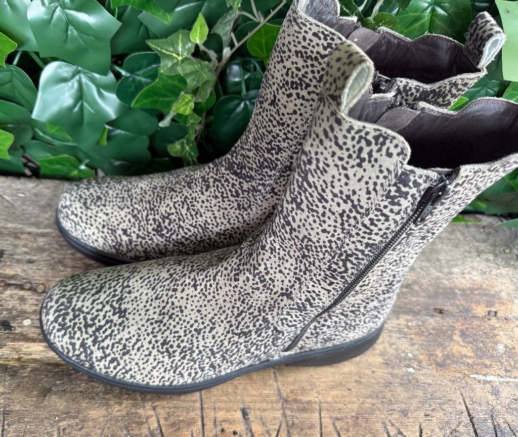 Nieuwe  laarsjes Xsensible Stretchwalker maat 41 (wijdte H), Beige, Lage of Enkellaarzen, Nieuw, Ophalen of Verzenden
