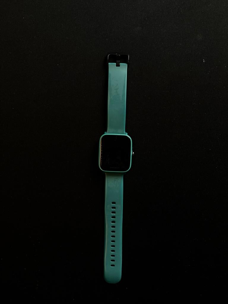 Amazfit Bip U Pro smartwatch met oplaadkabel, Gebruikt, IOS, Ophalen of Verzenden, Waterdicht