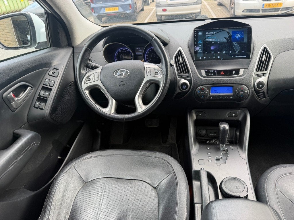 Hyundai IX35 2.0i i-Catcher AUOMAAT LEER PANO LMV RIJDT GOED, Auto's, Gebruikt, 4 cilinders, Leder, 1600 kg