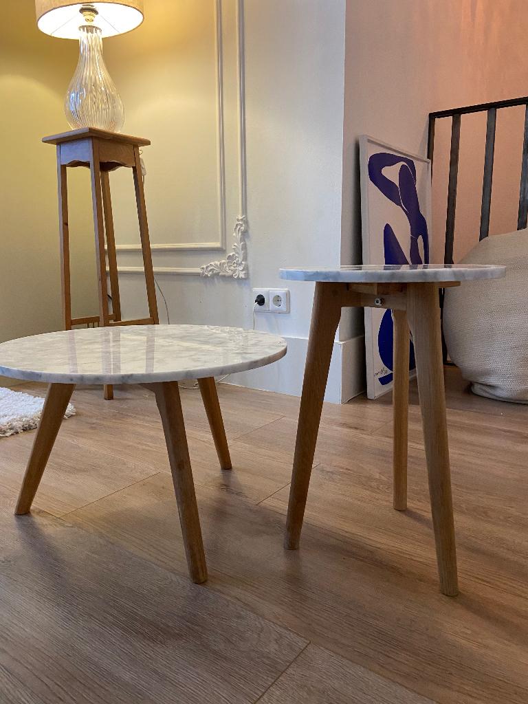 Twee marmeren bijzettafels zuiver, Overige materialen, Minder dan 55 cm, Rond, Zo goed als nieuw