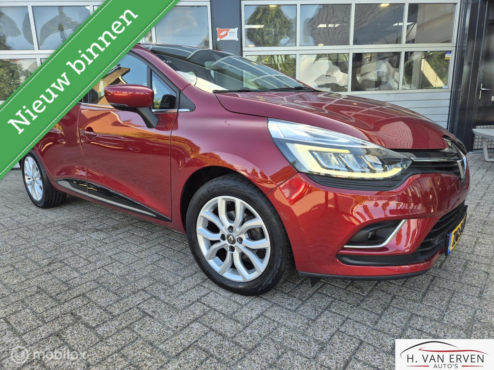 Renault Clio Estate Intens 53000KM NAP! DEALERONDERHOUDEN, Voorwielaandrijving, 898 cc, Euro 6, 1098 kg