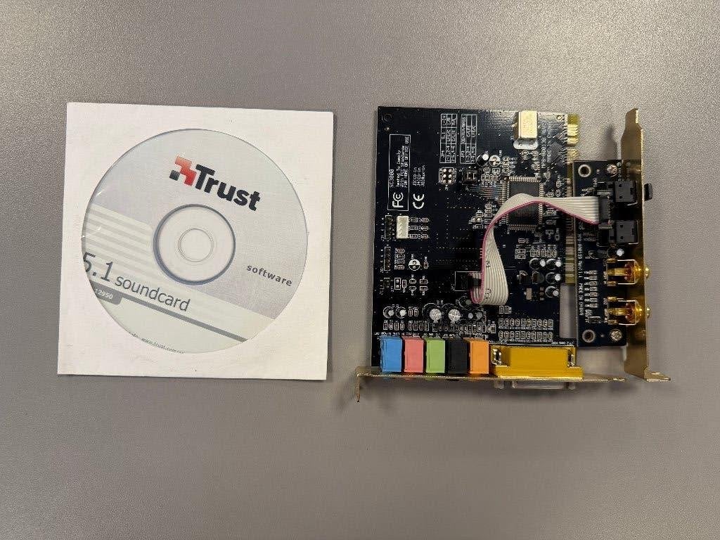 ✅ Trust 5.1 PCI Geluidskaart met Software CD, Ophalen of Verzenden, Gebruikt, Intern, Trust
