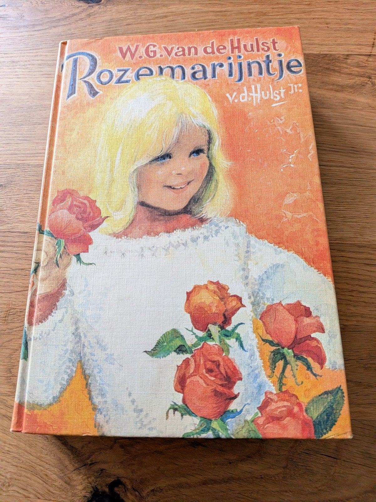 Rozemarijntje Omnibus - W.G. van de Hulst, Boeken, Ophalen of Verzenden, Gelezen, W.G. van de Hulst, Fictie algemeen