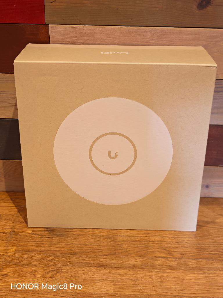Ubiquiti Unifi U7 Pro Max NIEUW, Computers en Software, Accesspoints, Ubiquiti, Nieuw, Ophalen of Verzenden, Rma.ui.com