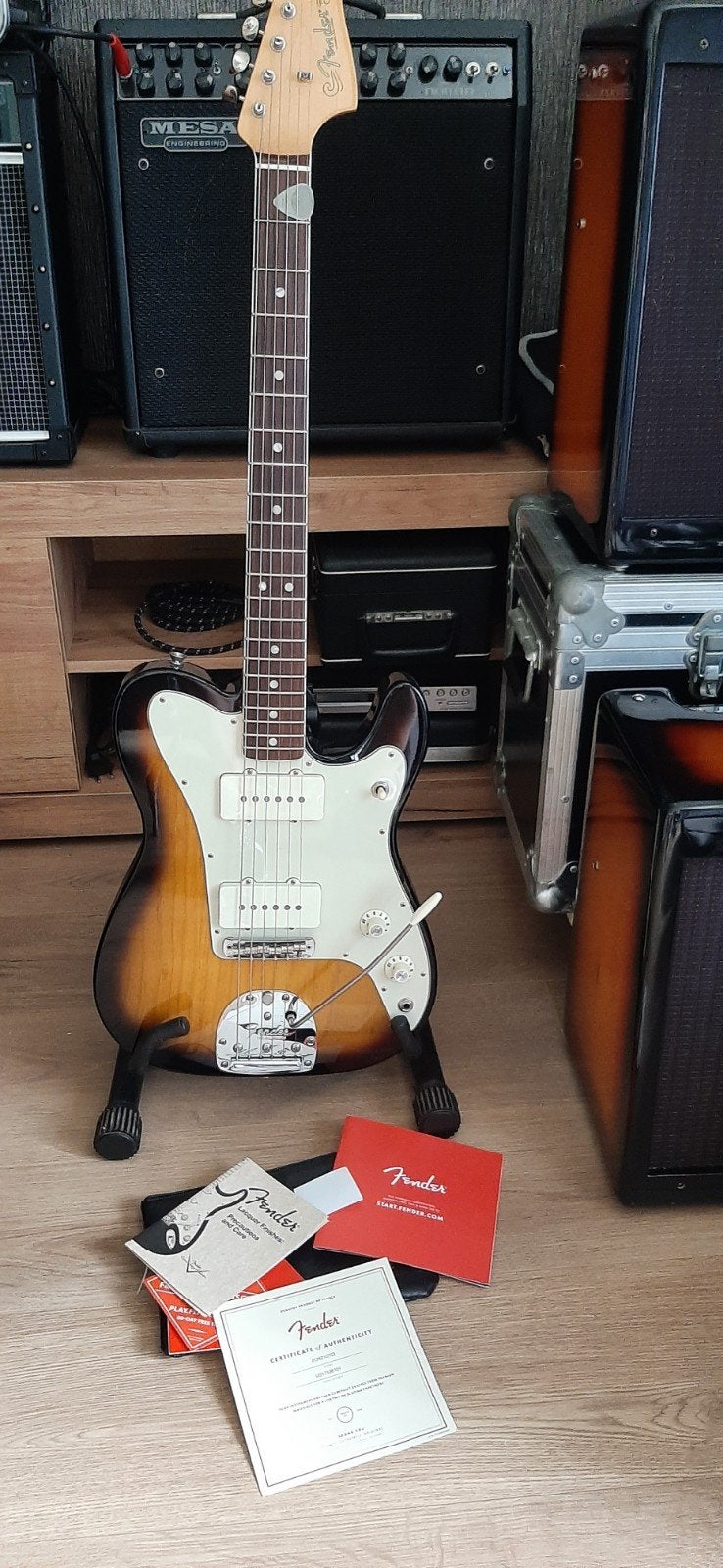 Fender Parallel Universe Jazz Telecaster Vintage Sunburst, Muziek en Instrumenten, Ophalen