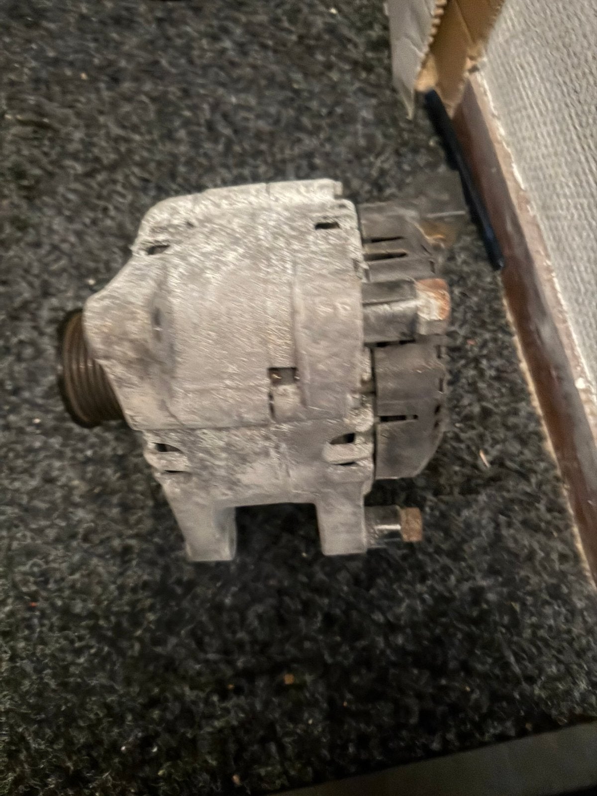 Te koop dynamo ford fiesta, Auto-onderdelen, Ophalen of Verzenden, Ford