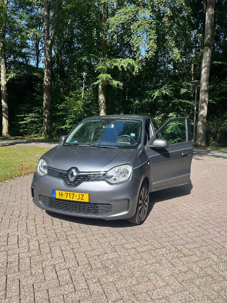 Renault Twingo Intens SCe 73-75pk, 2020, 41.500 km, Grijs, Auto's, Voorwielaandrijving, Twingo, 31 €/maand, 4 stoelen
