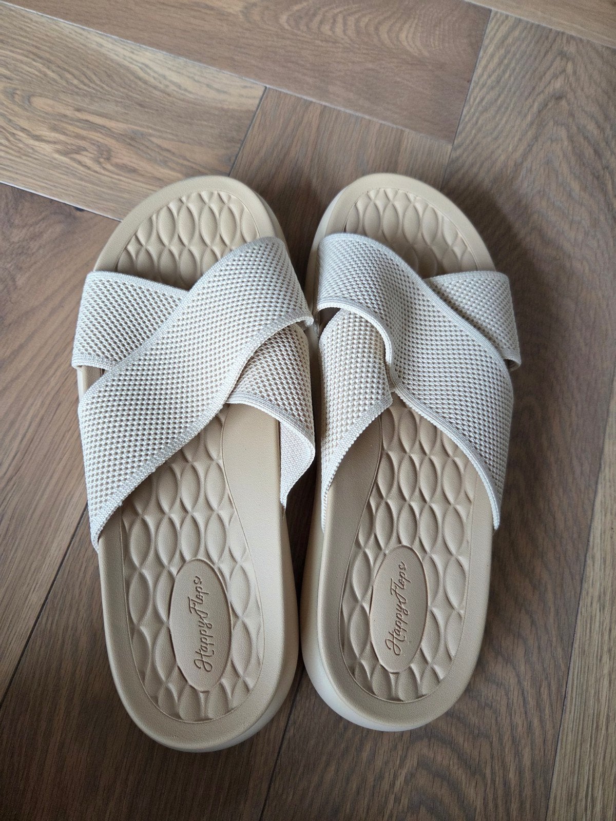 Happy Flops slippers maat 39 - Nieuw, Kleding | Dames, Slippers, Beige, Ophalen of Verzenden, Zo goed als nieuw