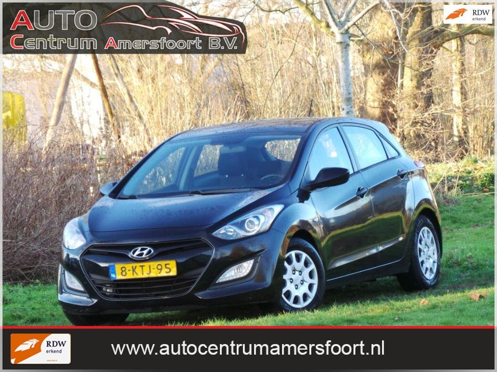 Hyundai I30 1.4 ( INRUIL MOGELIJK ), Auto's, Voorwielaandrijving, Gebruikt, 4 cilinders, 1396 cc