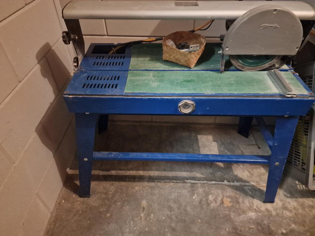 Power Tool Tegelzaag ZE-LG-570, Gebruikt, Cirkelzaag, 600 tot 1200 watt, 30 tot 70 mm