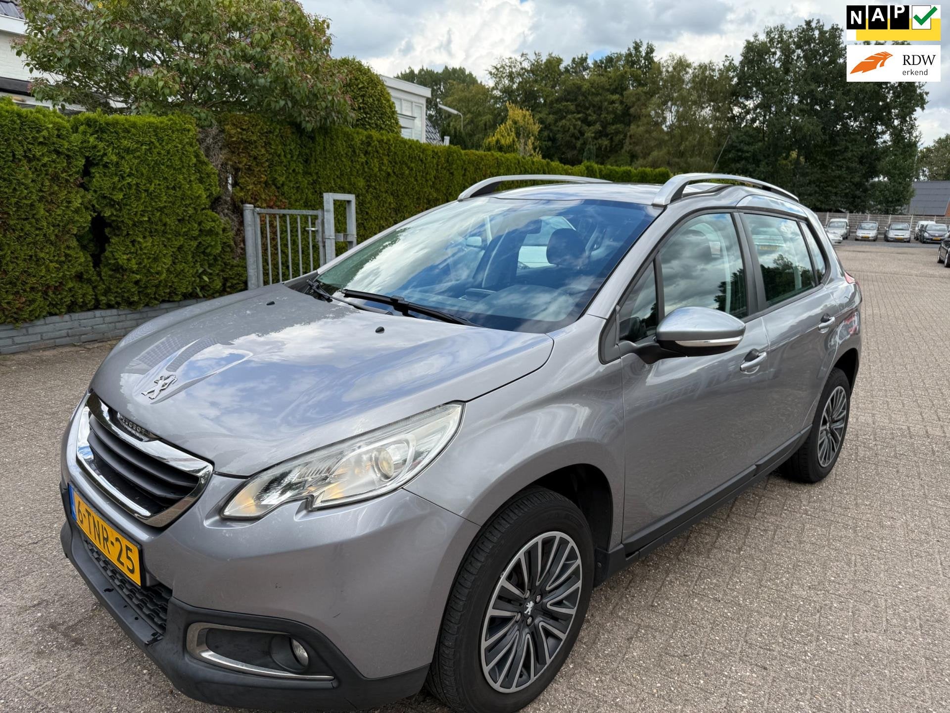 Peugeot 2008 1.2 VTi Active ECC NAVI CRUISE PDC NAP, Auto's, Voorwielaandrijving, Euro 5, Stof, 1199 cc