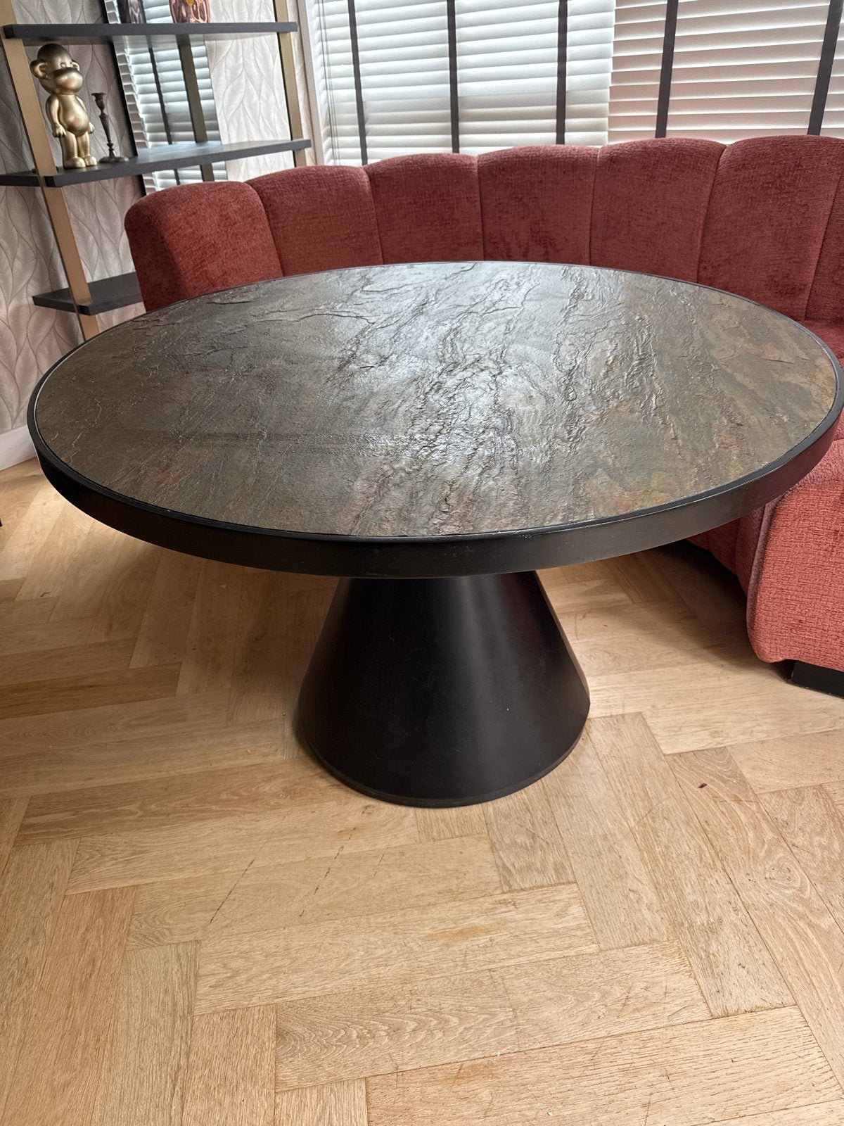 Richmond Eettafel SPOED WEG 700 euro- Zo goed als nieuw!, Ophalen of Verzenden, Zo goed als nieuw, Rond, Overige materialen