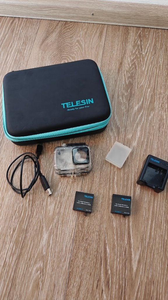 Xiaomi 4K Telesin action cam kitCase, 2x batteries & charger, Ophalen of Verzenden, Gebruikt, Overige merken