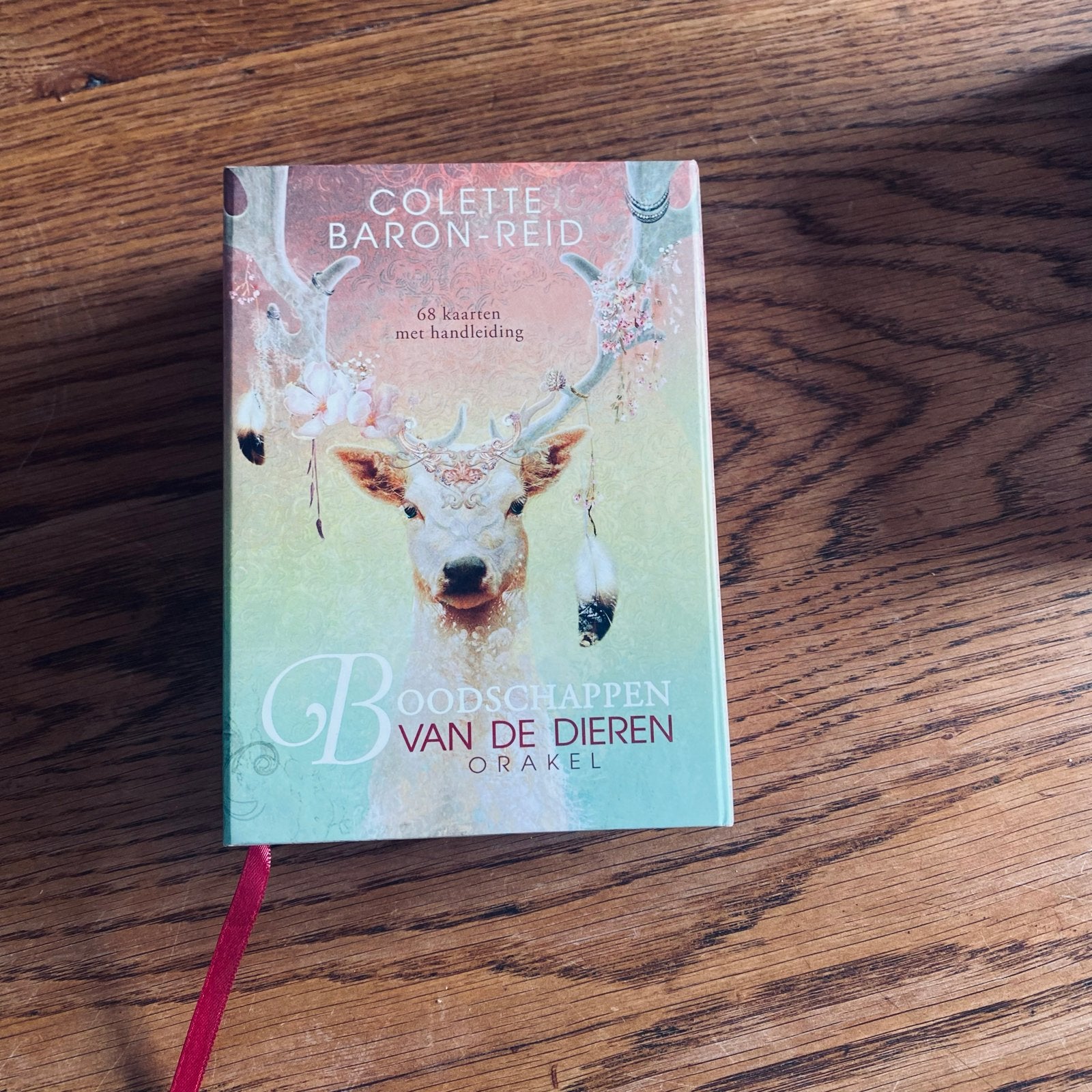 Boodschappen van de Dieren Orakel - Colette Baron-Reid, Boeken, Ophalen of Verzenden, Zo goed als nieuw, Spiritualiteit algemeen