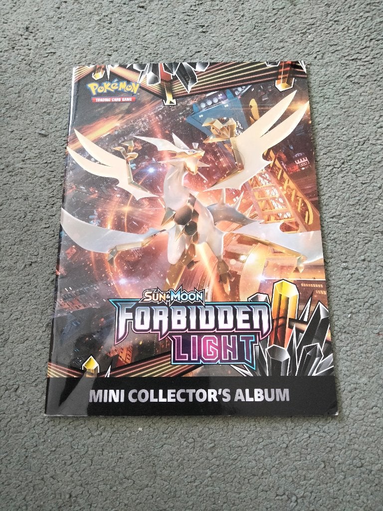 Pokémon Sun & Moon Mini Collector's Album (2 stuks), Hobby en Vrije tijd, Verzamelkaartspellen | Pokémon, Ophalen, Gebruikt, Overige typen