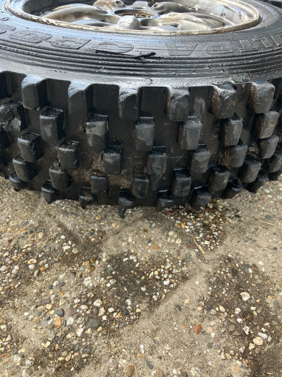 15 inch noppenbanden, Ophalen, Gebruikt, Overige, Banden en Velgen