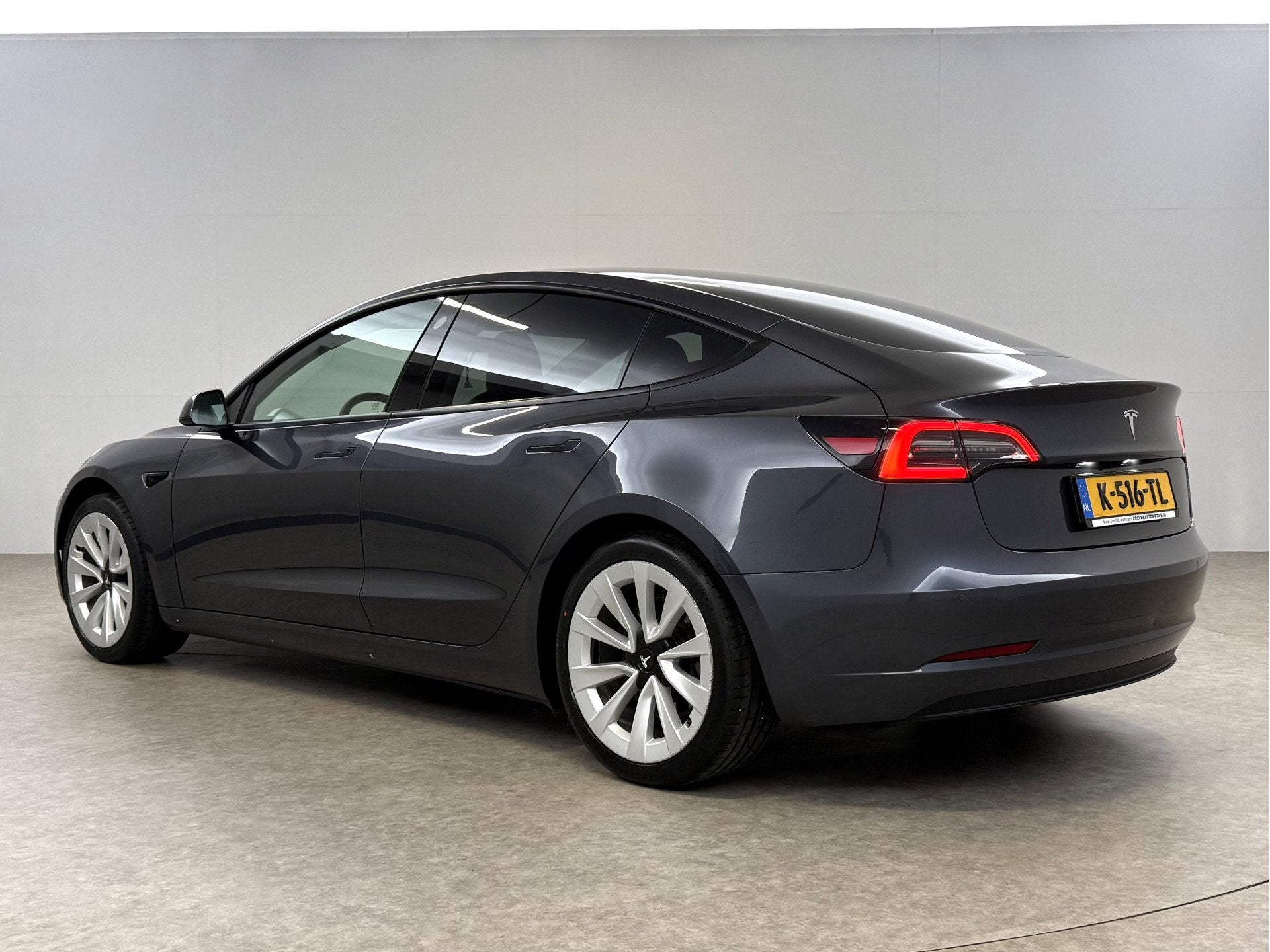 Tesla Model 3 Standard RWD Plus 60 kWh | Autopilot | Snellad, Automaat, Achterwielaandrijving, Gebruikt, Sedan