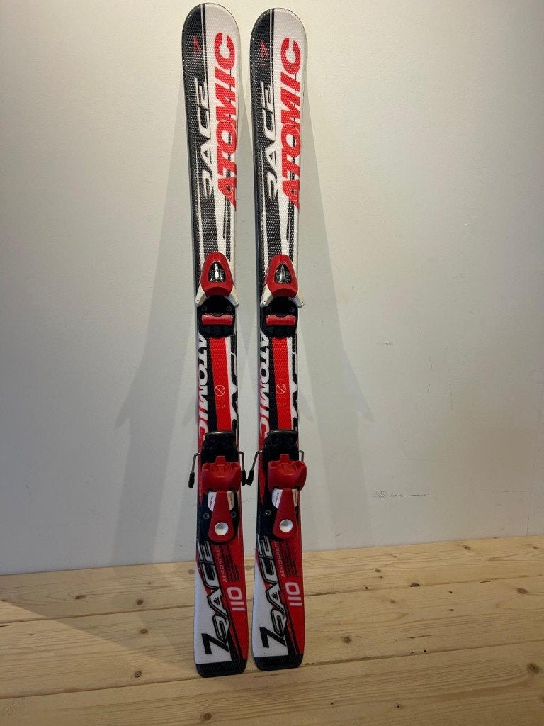 Atomic Race 7 Kinder carveski's lengte 110 Gebruikt, Sport en Fitness, Info@atomic.com, Gebruikt, 100 tot 140 cm, Ophalen of Verzenden